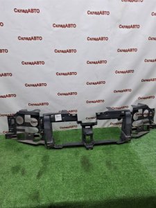 Рамка радиатора Chevrolet TrailBlazer 2002