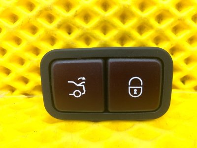 Кнопка закрывания багажника Mercedes-Benz S-Class 2014 W222