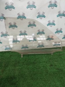 Стекло двери Toyota Carina 1989 st170