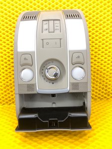 Плафон освещения салона Audi Q7 2014 4L