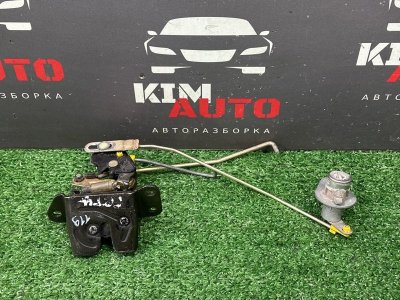 Замок крышки багажника Hyundai Getz