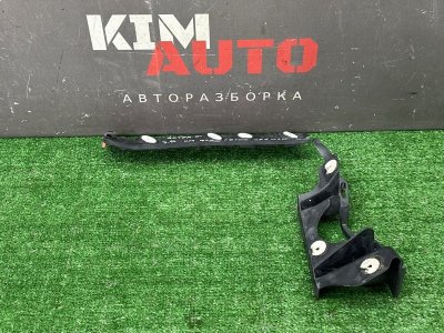 Кронштейн бампера Opel Astra J