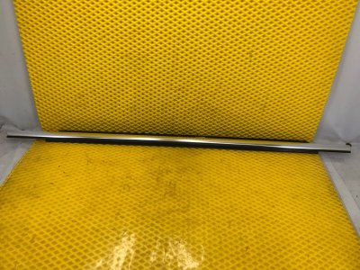 Молдинг стекла задней левой Audi Q7 2014 4LB