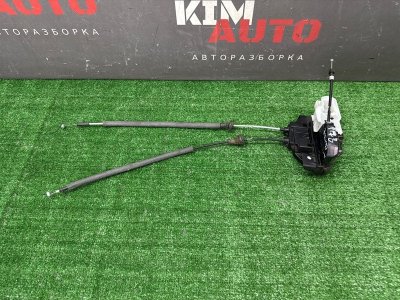 Замок двери Hyundai Santa Fe