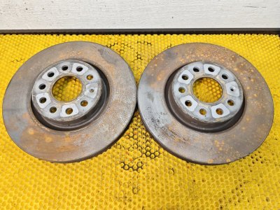 Диск тормозной передний Volkswagen Tiguan