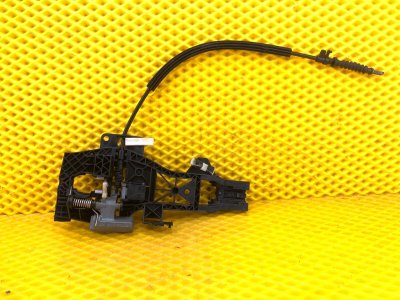 Кронштейн ручки двери Audi Q7 2014 4LB