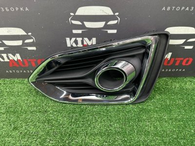 Накладка противотуманной фары Hyundai Solaris 2