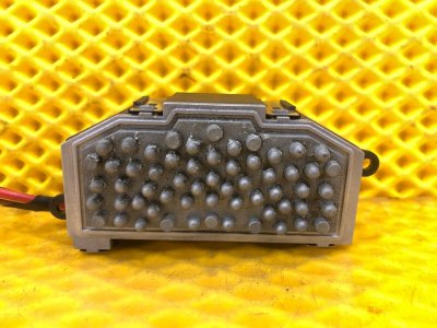 Резистор отопителя Volkswagen Tiguan