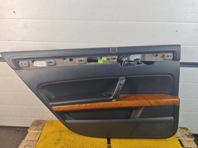 Обшивка двери (карта) Volkswagen Phaeton 2005 3D2