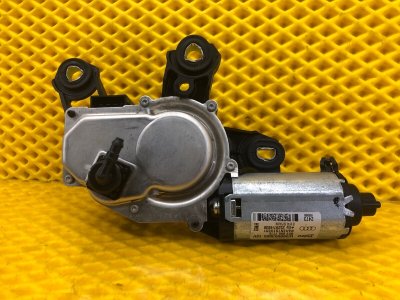 Моторчик стеклоочистителя задний (крышки багажника) Audi Q7 2014 4LB