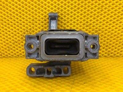 Подушка двигателя Audi Q7 2014 4LB