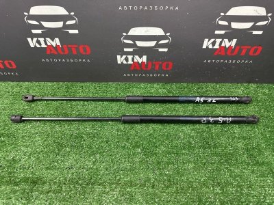 Упор крышки багажника Skoda Octavia A5