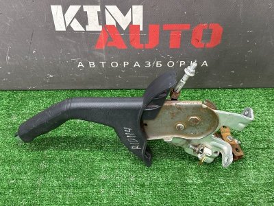 Рычаг стояночного тормоза (ручник) Kia Rio 3 2014 QB