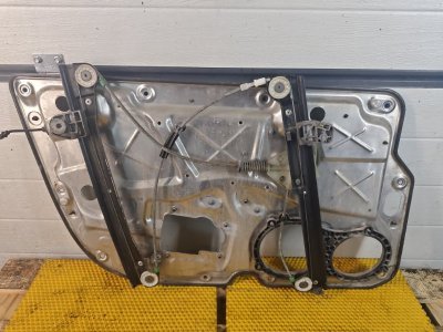 Трапеция стеклоподъемника Volkswagen Phaeton 2005 3D2