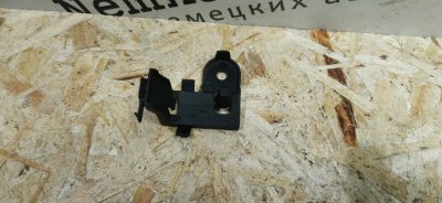 Кронштейн проводки Volkswagen Touareg 2 2012 7P5