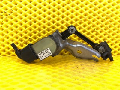 Датчик дорожного просвета Audi Q7 2014 4LB