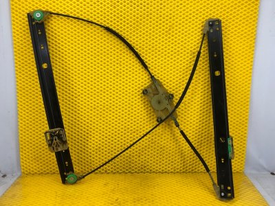 Стеклоподъемник передней правой двери Audi Q7 2014 4LB