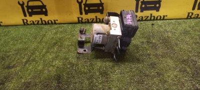 Блок управления ABS Kia Rio 3 2017 седан