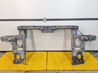 Панель передняя (Телевизор) Volkswagen Touareg 2003 7L6