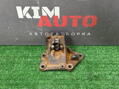 Кронштейн подушки кпп Kia Rio 3 2014 QB