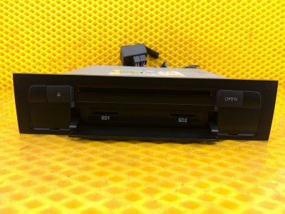 CD-Чейнджер Audi Q7 2014 4L