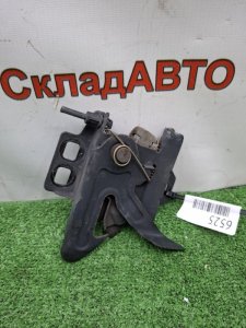 Замок капота Chevrolet TrailBlazer 2002