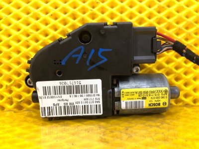 Моторчик люка Volkswagen Tiguan