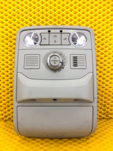 Плафон подсветки салона Volkswagen Tiguan