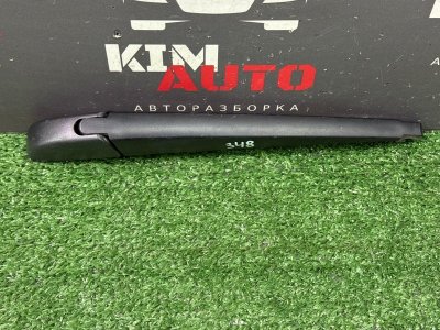 Поводок дворника заднего Toyota Land Cruiser 200
