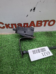 Датчик открытия капота Chevrolet TrailBlazer 2002