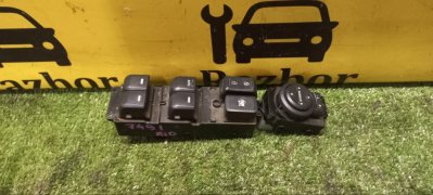 Блок управления стеклоподъемниками Kia Rio 3 2017 седан