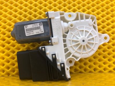 Моторчик стеклоподъемника задней правой двери Volkswagen Tiguan