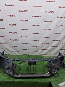 Рамка радиатора Chevrolet TrailBlazer 2002