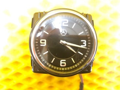 Часы Mercedes-Benz S-Class 2014 W222