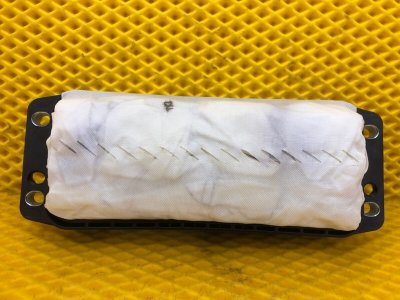 Подушка безопасности пассажира Volkswagen Tiguan