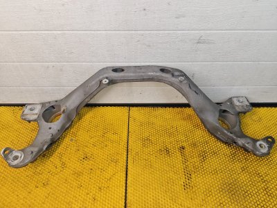 Кронштейн опоры двигателя Audi Q7 2014 4L