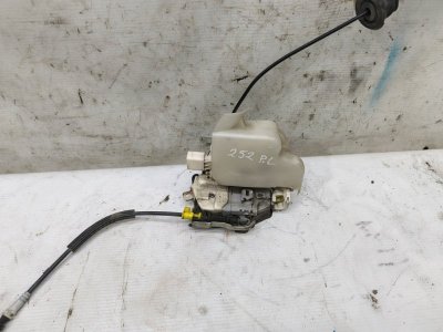 Замок двери Audi A6 2012