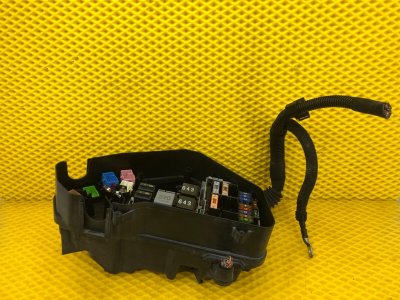 Блок предохранителей Audi Q7 2014 4L