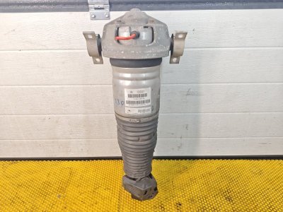 Пневмостойка , амортизатор Audi Q7 2014 4L