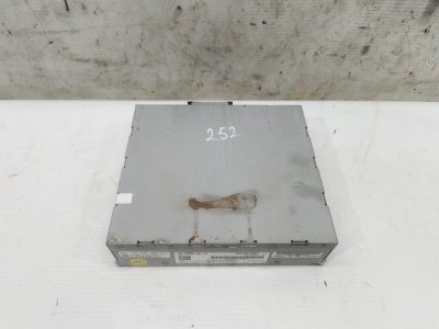 Блок управления магнитолой Audi A6 2012