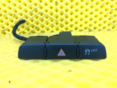 Кнопка аварийной сигнализации Audi Q7 2014 4L