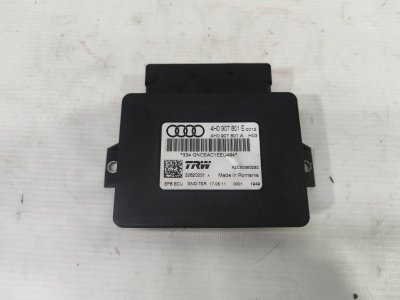 Блок управления стояночным тормозом Audi A6 2012