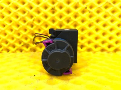 Датчик включения стоп-сигнала Audi Q7 2014 4LB