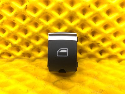 Кнопка стеклоподъемника передней двери Audi Q7 2014 4LB