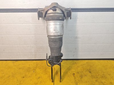 Пневмостойка , амортизатор Audi Q7 2014 4L