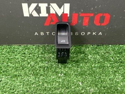 Кнопка стеклоподъемника Volkswagen Polo 5