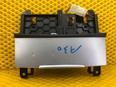 Пепельница Audi Q7 2014 4LB