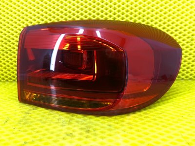 Фонарь задний правый Volkswagen Tiguan