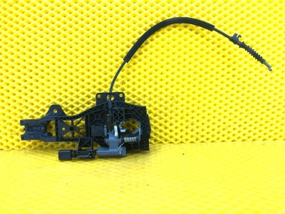 Кронштейн ручки двери передней левой Audi Q7 2014 4LB