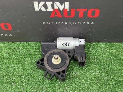 Мотор стеклоподъемника Mazda 3